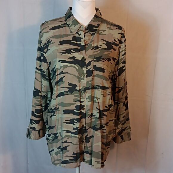 Grand & Greene Camo Button Down Blouse - Picture 10 of 10